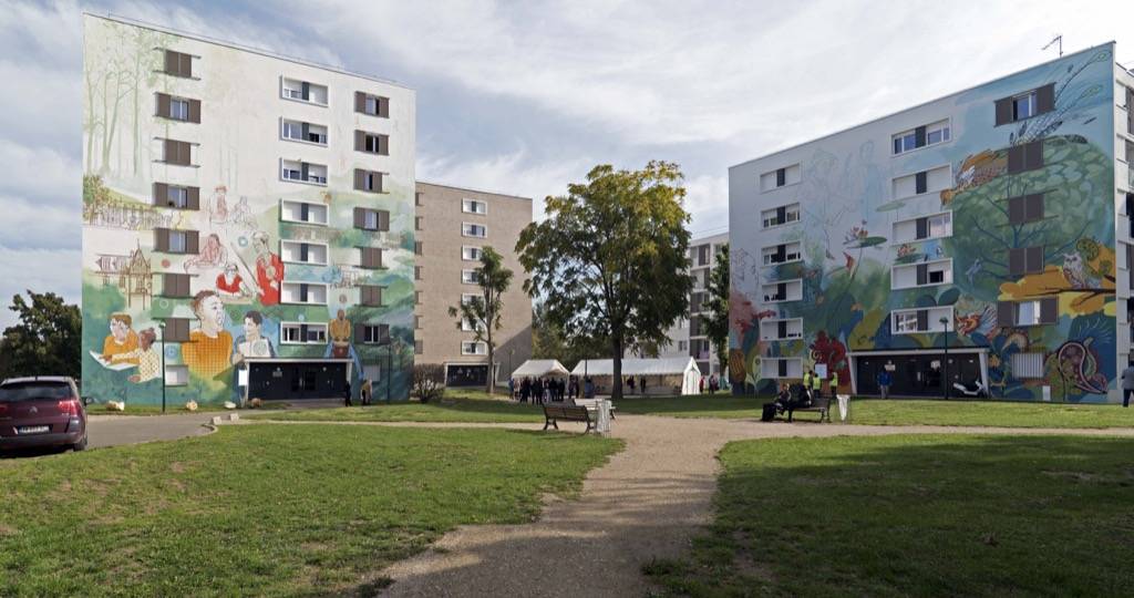 Design Mural Monumental du quartier du Valibout dans la ville de Plaisir dans le grand Paris