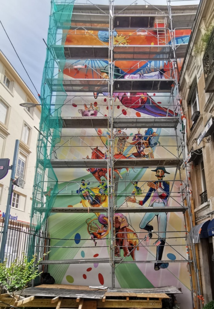 Romans-sur-Isère - Côte Cordeliers (fresque murale en cours de réalisation)